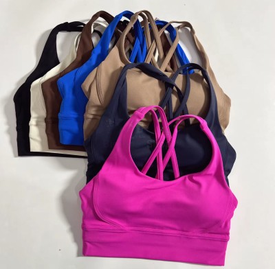 Топ спортивный StrongHold - купить в Уллуае